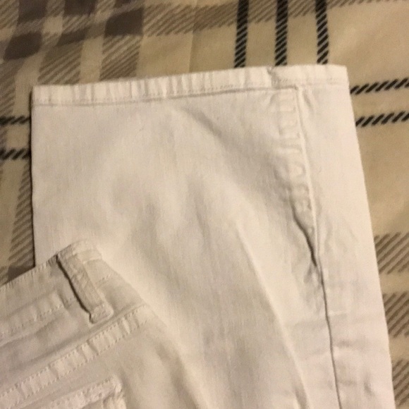 White jeans - Picture 6 of 6